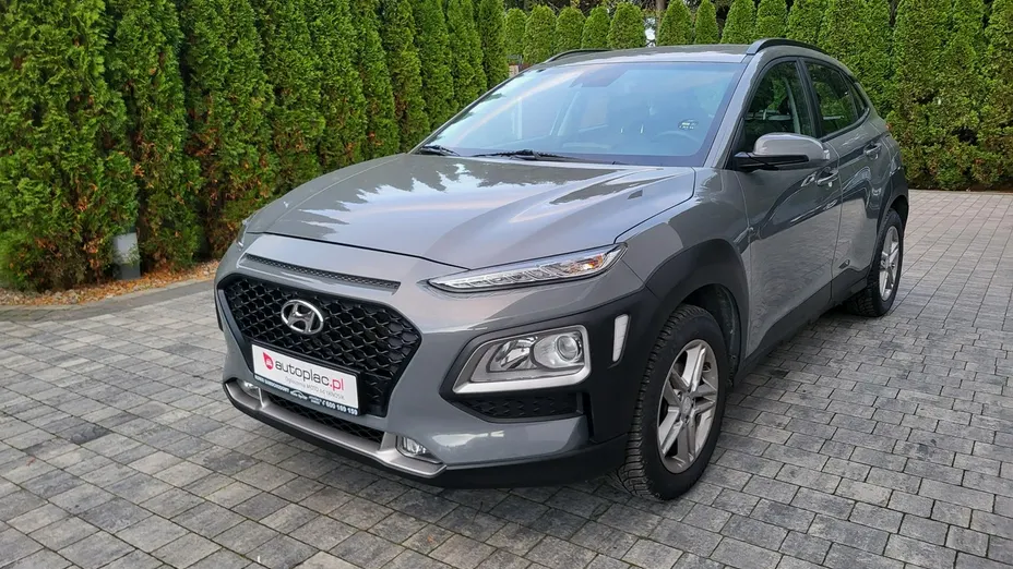 HYUNDAI Kona -