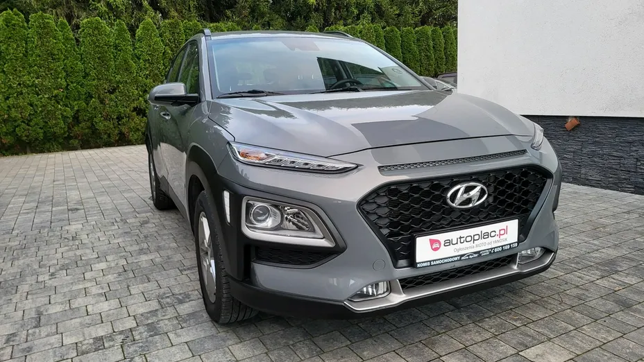 HYUNDAI Kona -