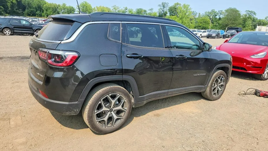 JEEP Compass -