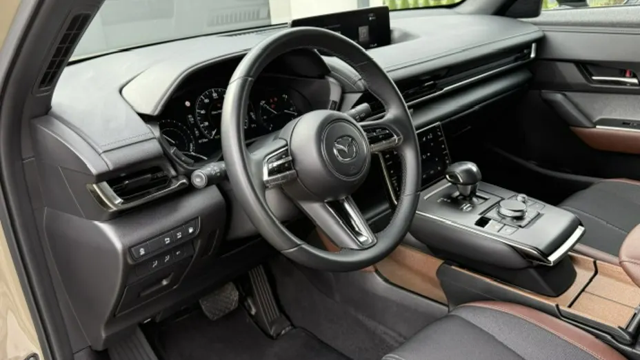 MAZDA MX-30 -