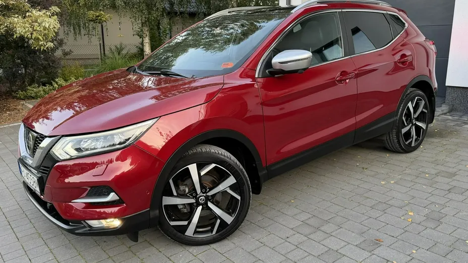 NISSAN Qashqai -