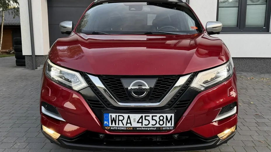 NISSAN Qashqai -