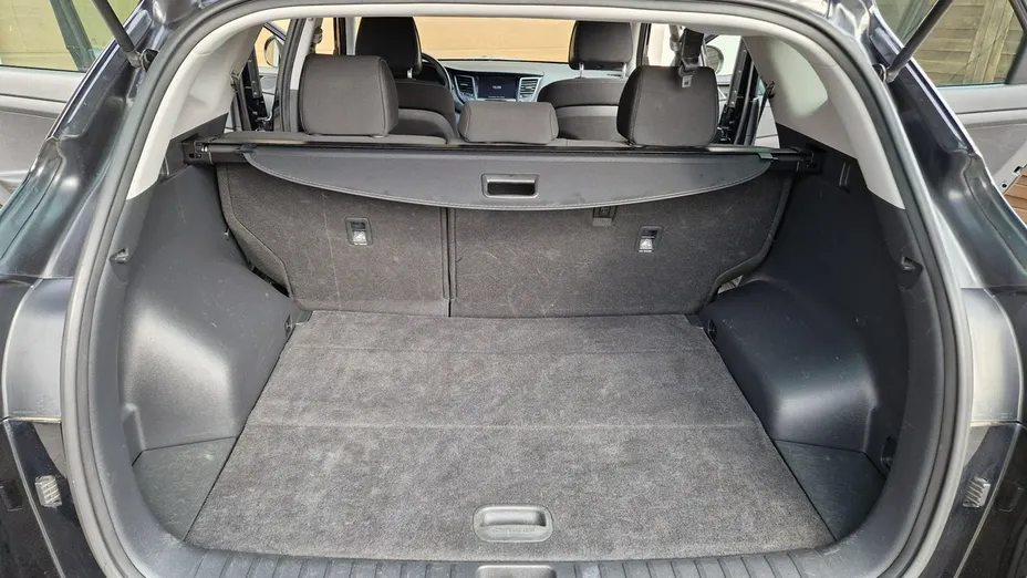 HYUNDAI Tucson -