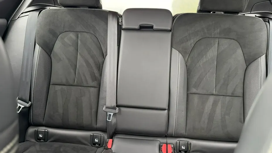 VOLVO XC40 -