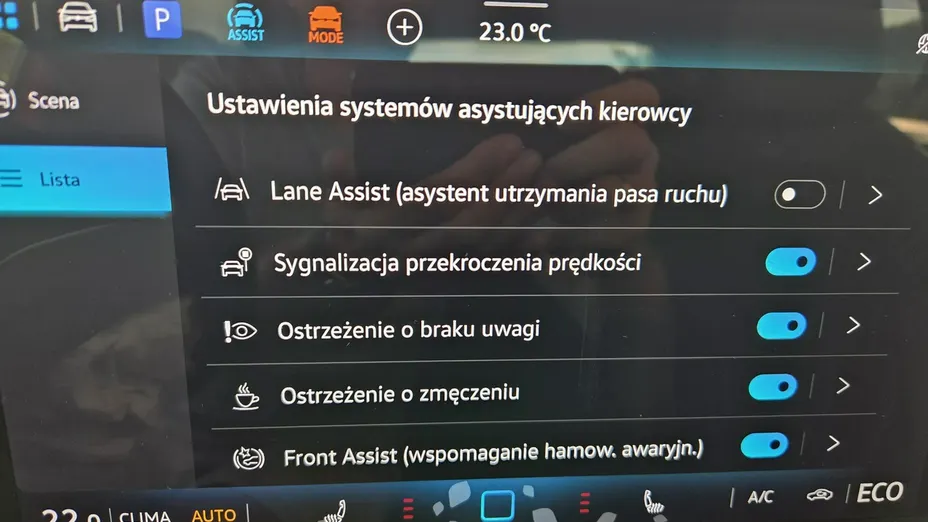 VOLKSWAGEN ID.4 -