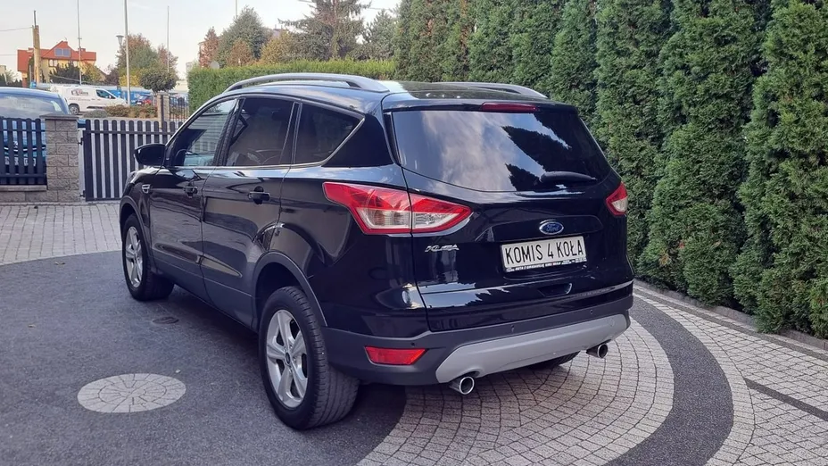 FORD Kuga -