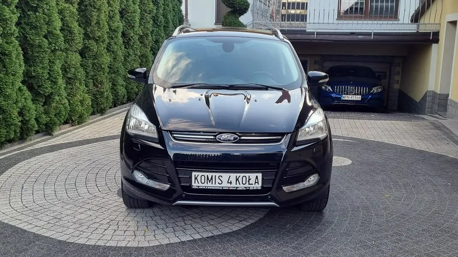 FORD Kuga -