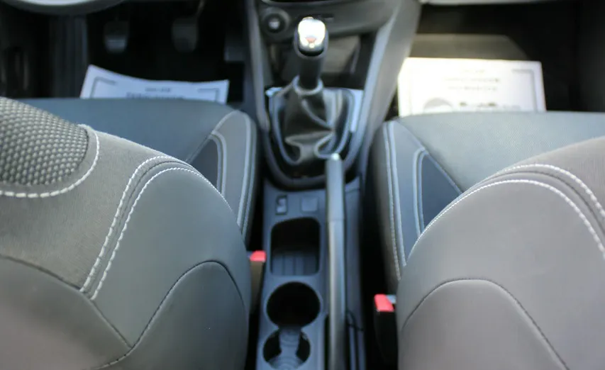 RENAULT Clio -