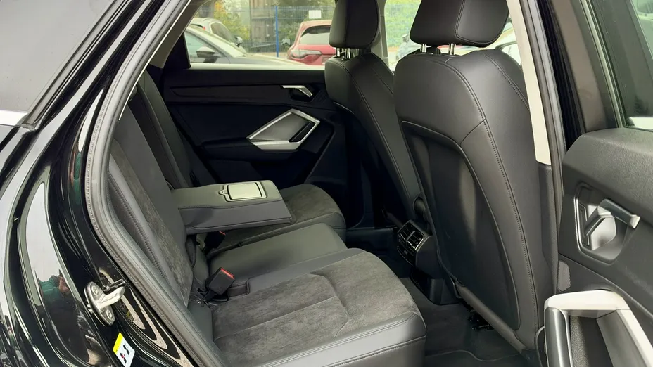 AUDI Q3 Sportback -