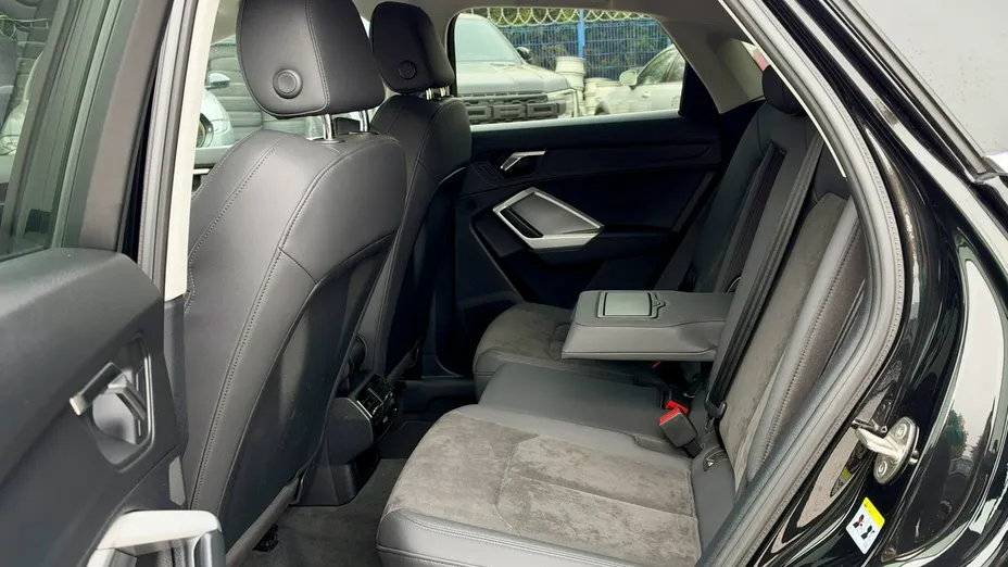 AUDI Q3 Sportback -