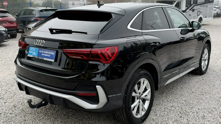 AUDI Q3 Sportback -