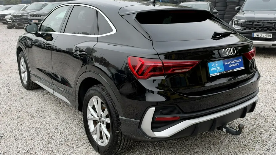 AUDI Q3 Sportback -