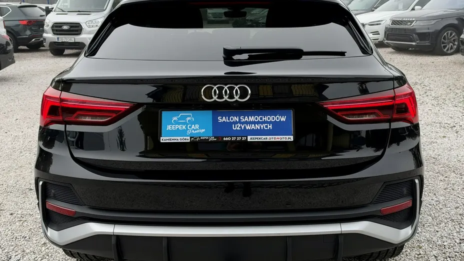 AUDI Q3 Sportback -