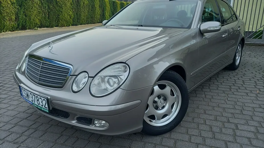 MERCEDES-BENZ E Klasa -