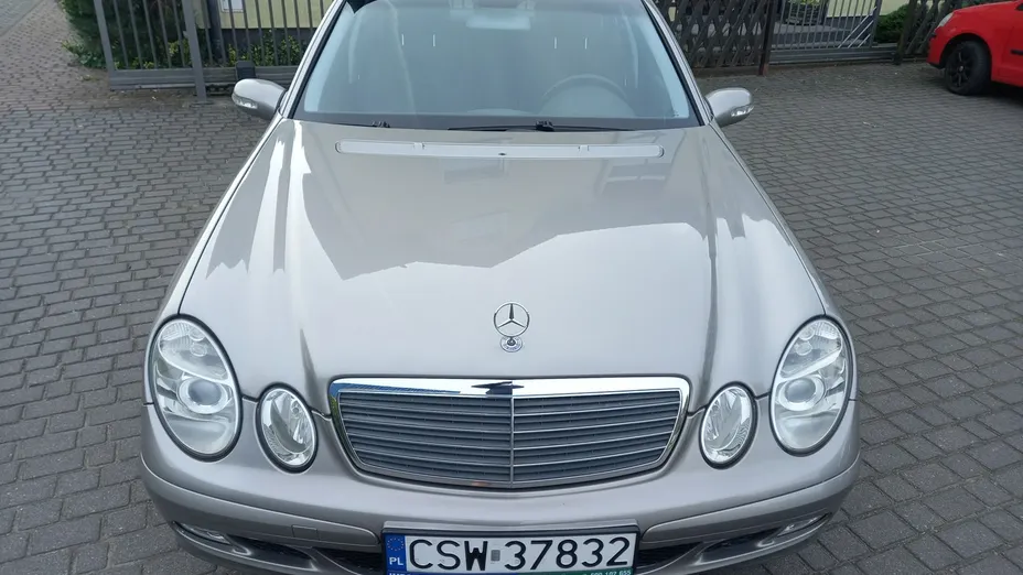 MERCEDES-BENZ E Klasa -