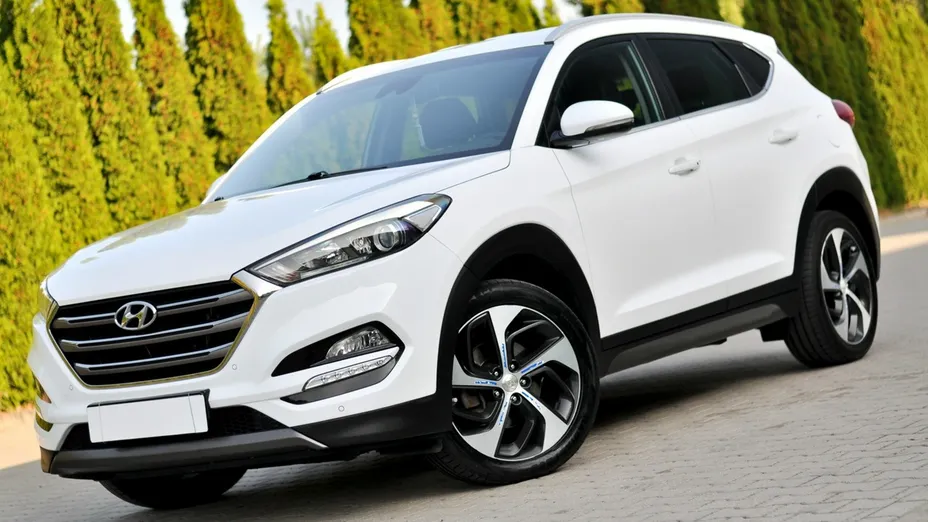 HYUNDAI Tucson -