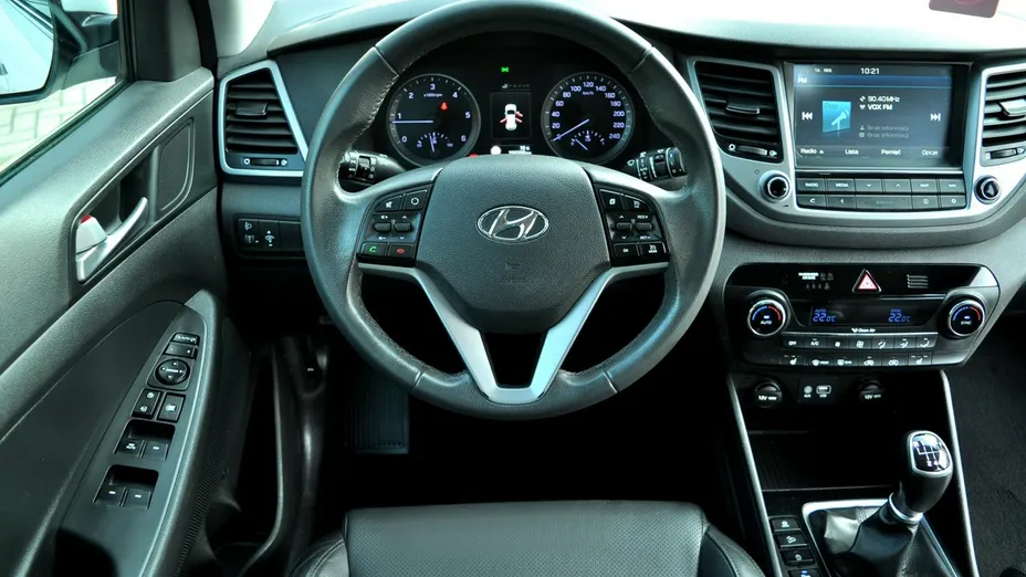 HYUNDAI Tucson -
