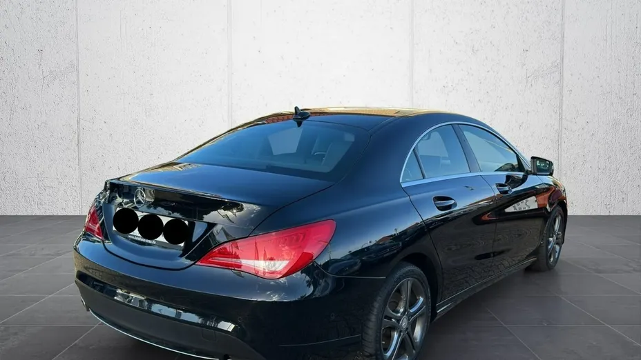 MERCEDES-BENZ CLA -