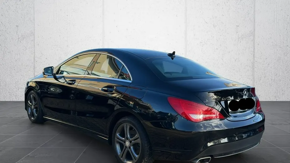 MERCEDES-BENZ CLA -