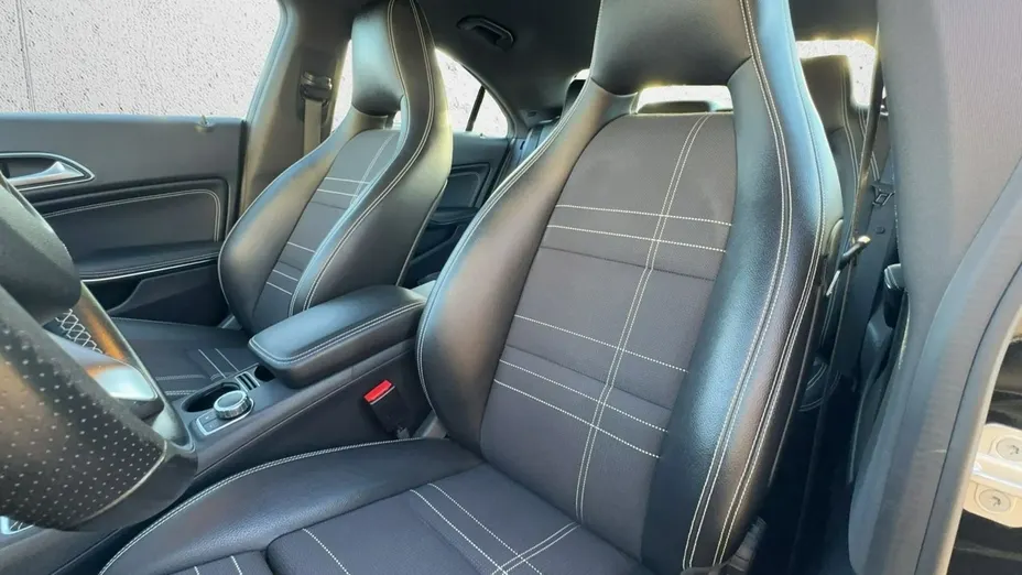 MERCEDES-BENZ CLA -