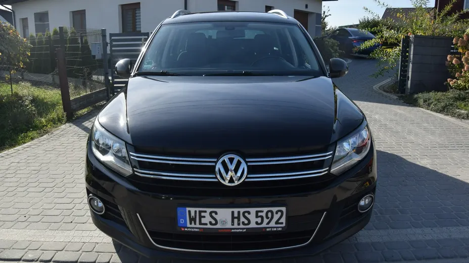 VOLKSWAGEN Tiguan -