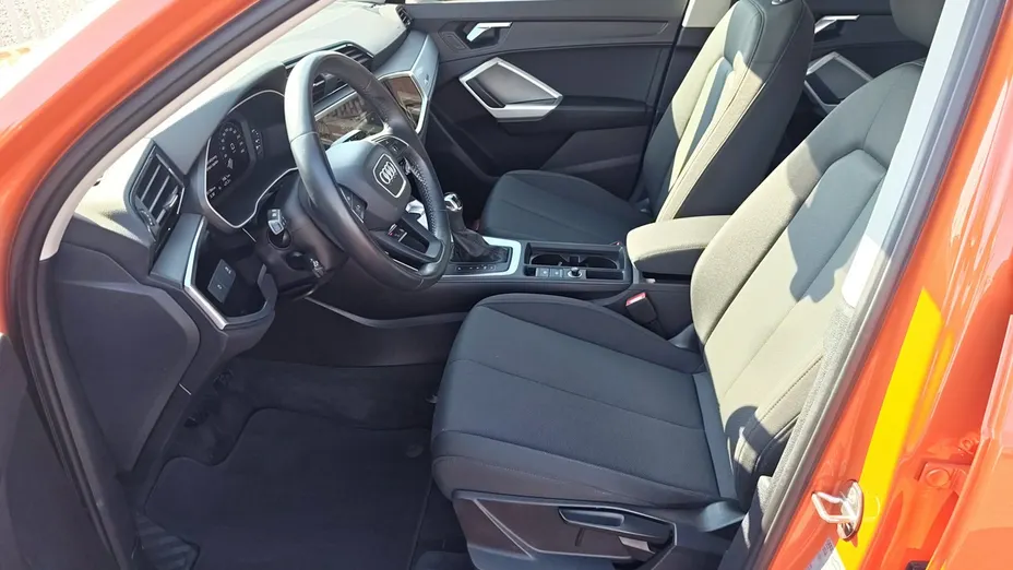 AUDI Q3 -