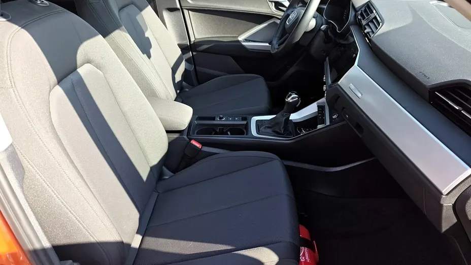 AUDI Q3 -