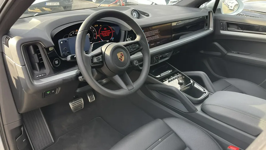 PORSCHE Cayenne -