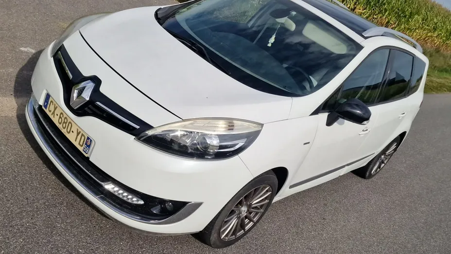 RENAULT Grand Scenic -