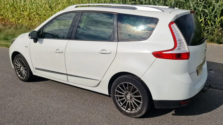 RENAULT Grand Scenic -