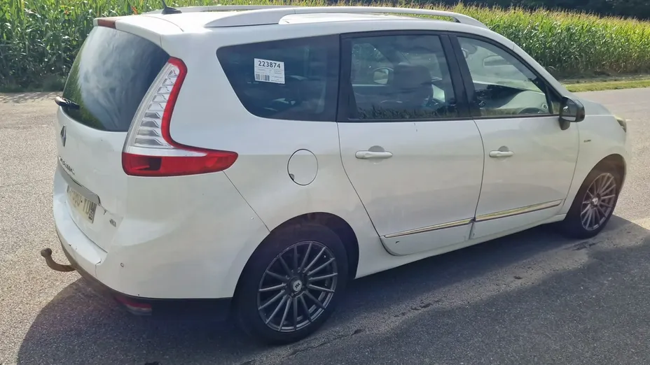 RENAULT Grand Scenic -