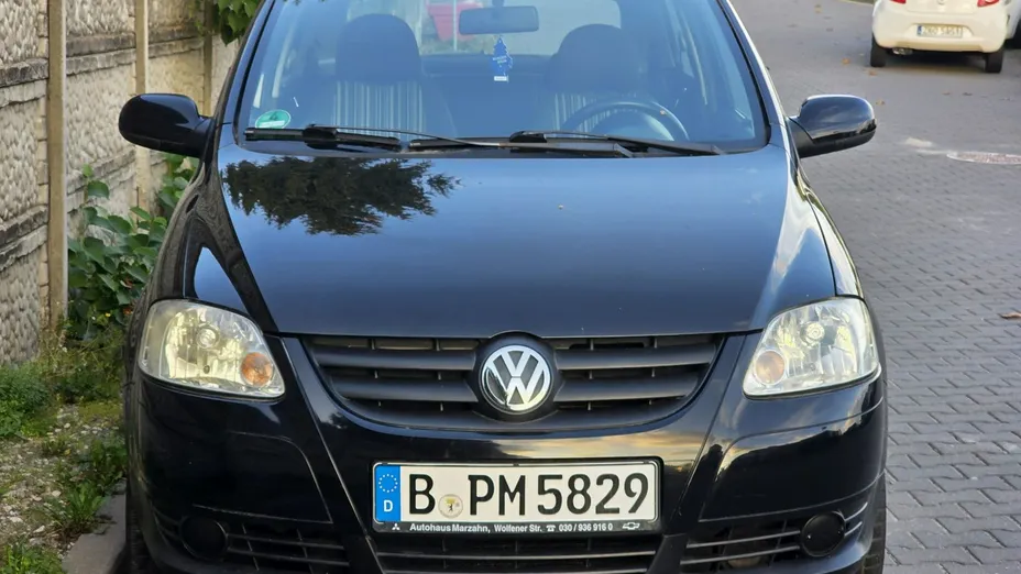 VOLKSWAGEN Fox -