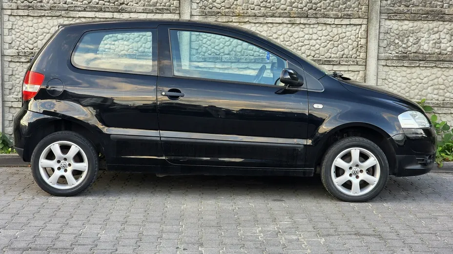 VOLKSWAGEN Fox -