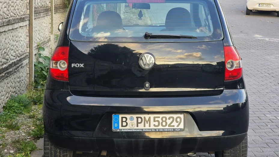 VOLKSWAGEN Fox -