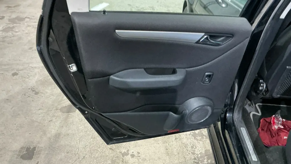 MERCEDES-BENZ B Klasa -