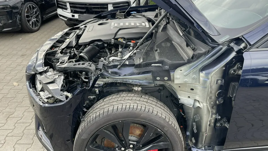 JAGUAR F-Pace -