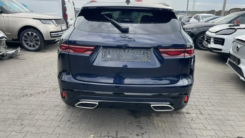 JAGUAR F-Pace -