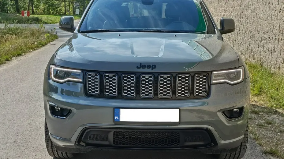 JEEP Grand Cherokee -