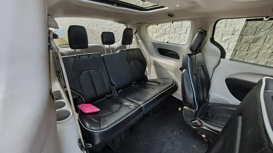 CHRYSLER Pacifica -