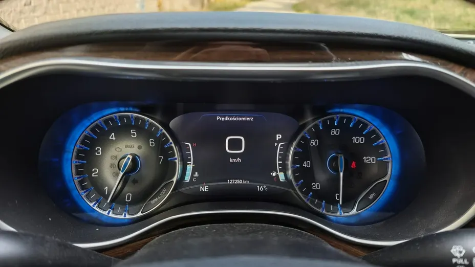 CHRYSLER Pacifica -