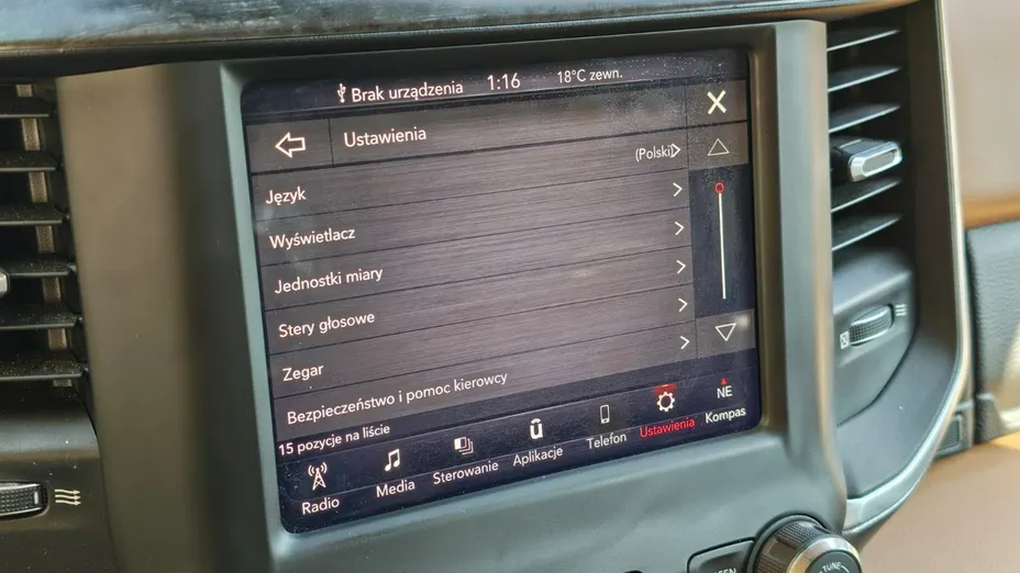 RAM 1500 -