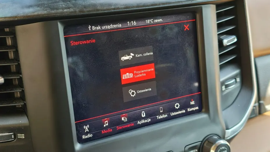 RAM 1500 -