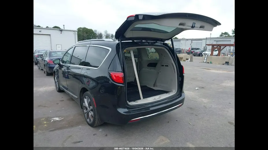 CHRYSLER Pacifica -