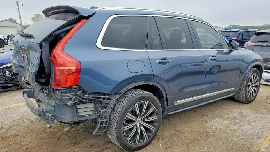 VOLVO XC90 -