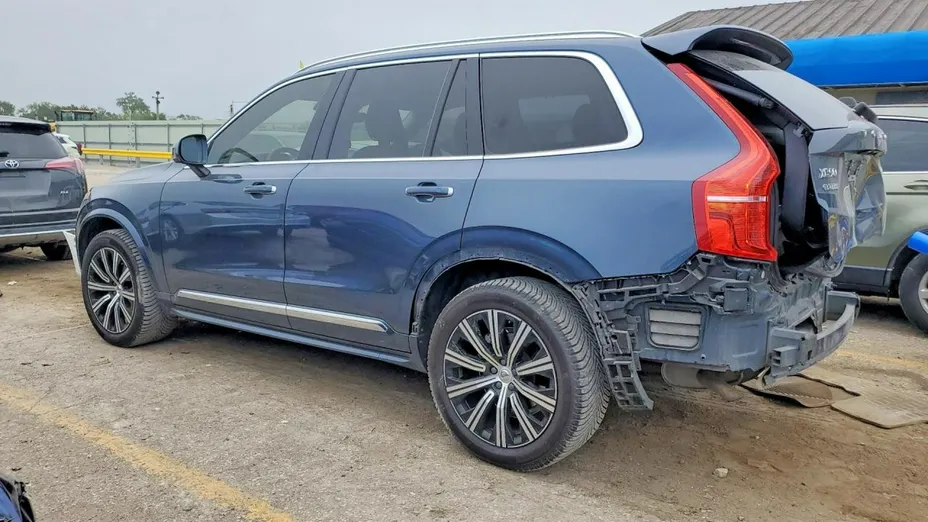 VOLVO XC90 -