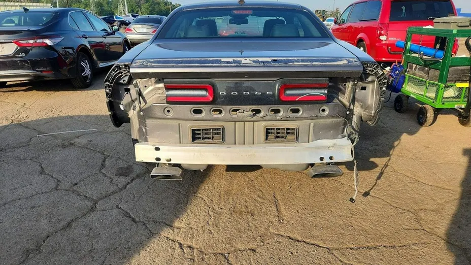 DODGE Challenger -
