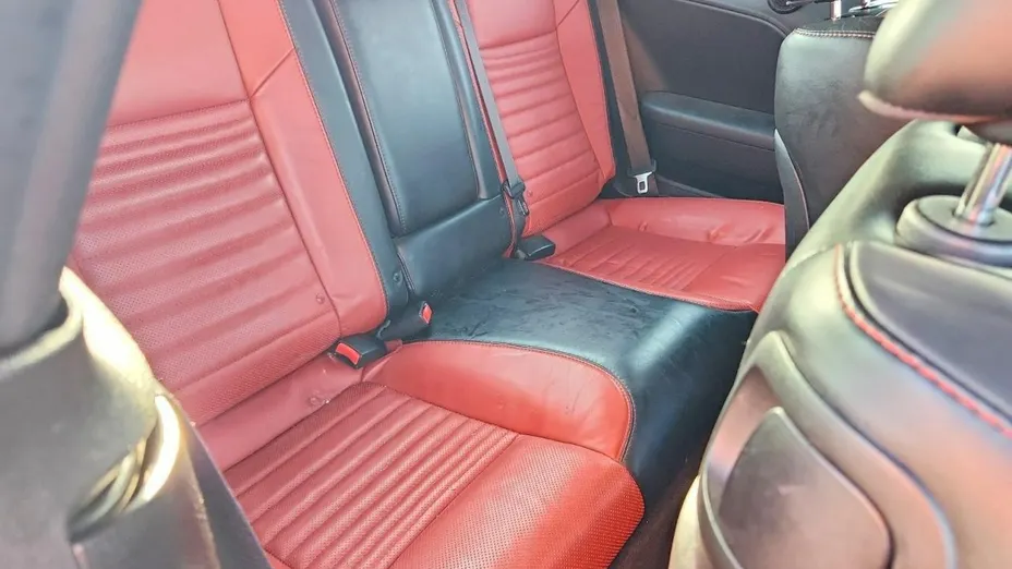 DODGE Challenger -