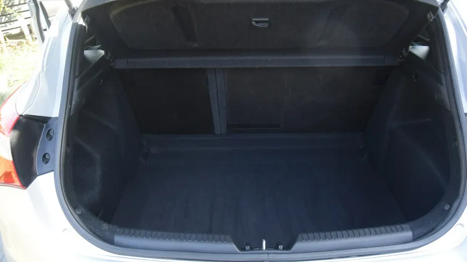 HYUNDAI i30 -