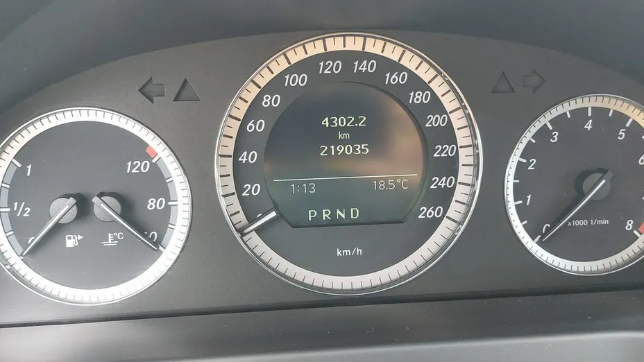 MERCEDES-BENZ C Klasa -