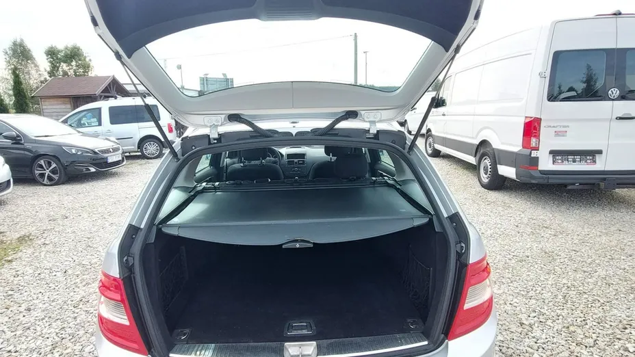 MERCEDES-BENZ C Klasa -